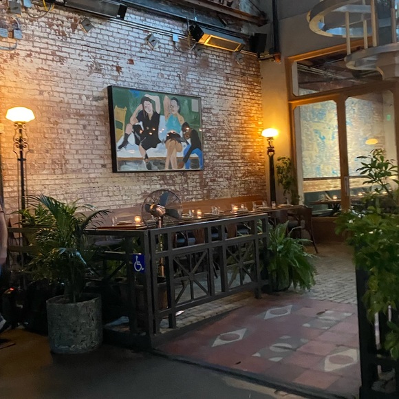 Meet your Posher, Mel - Picture 1 of 1